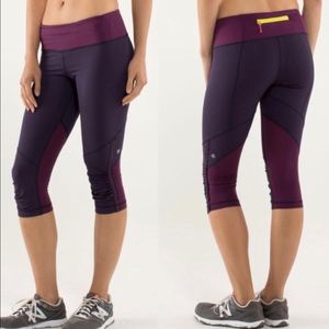 SOLD 🚫 Lululemon Run: For Your Life Crop